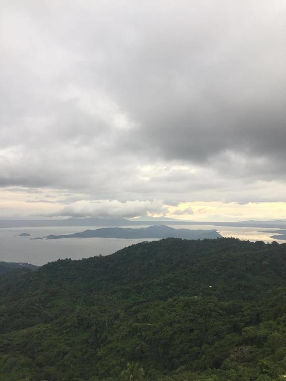 Sky'S At Prime Residences -Tagaytay Tagaytay City Eksteriør billede